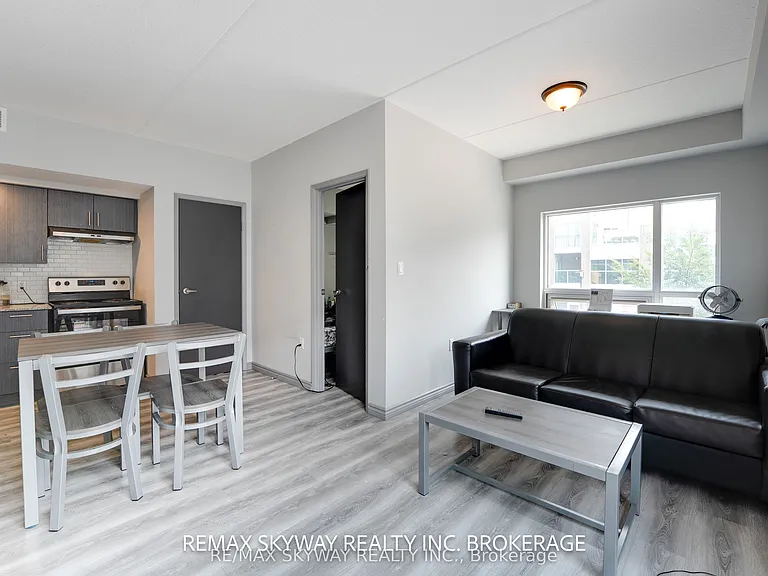 275 Larch St #H203 — Photo 13