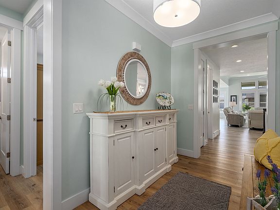 2nd image of 10156 S Glenmoor View Ln