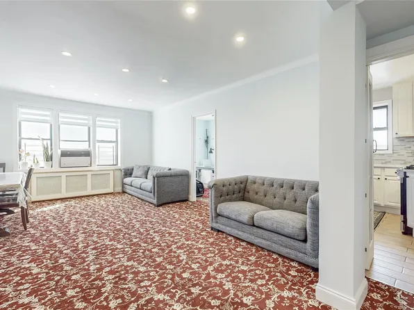 143-50 Hoover Avenue #507, Briarwood, NY 11435