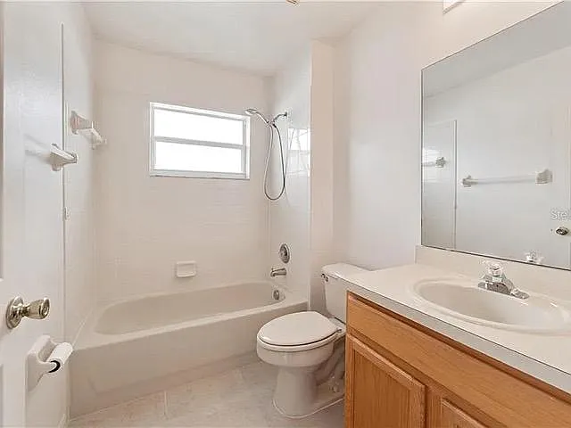 2411 Ashecroft Dr — Photo 8