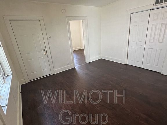 2nd image of 1928 E Maryland St