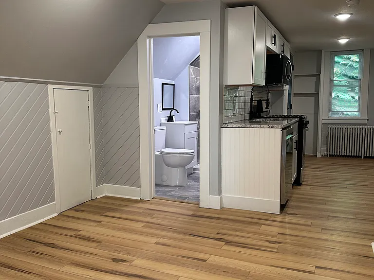 704 Arthur St #2 — Photo 18