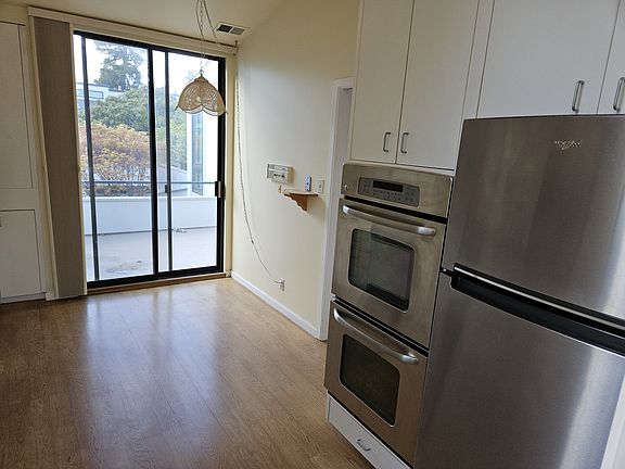 5th image of 45 10th Ave