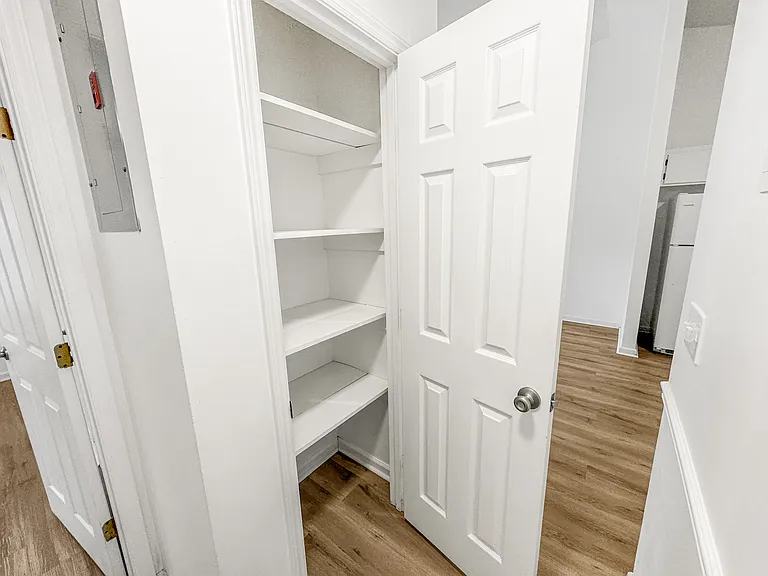 105 Browning Ln — Photo 12