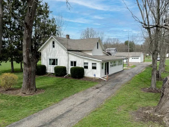 20690 Lake Park Blvd, Alliance, OH 44601