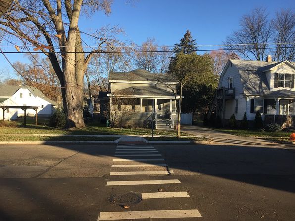 128 Lincoln St