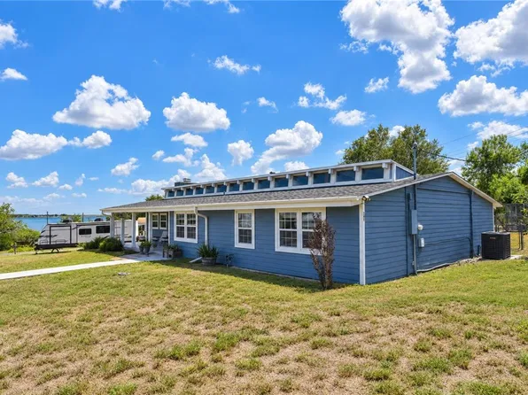147 Trail Ridge Dr, Pernitas Point, TX 78383