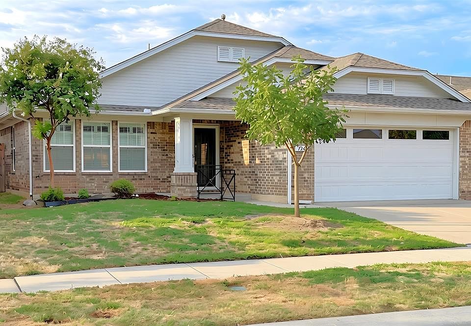 1st image of 724 Humming Fish Dr