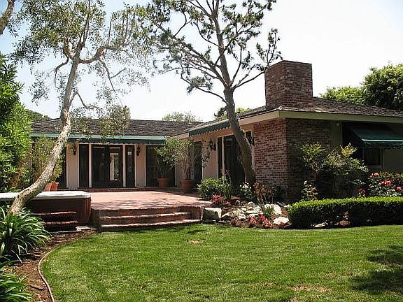 Lots of privacy in the back