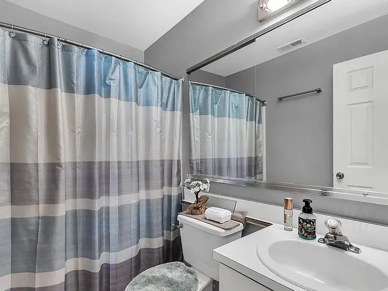 2501 Thistledown Ct #2501 — Photo 7