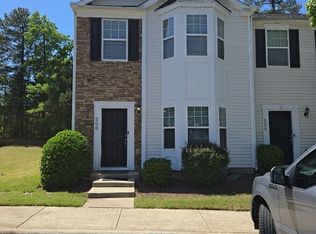 208 Hampshire Downs Dr, Morrisville, NC 27560