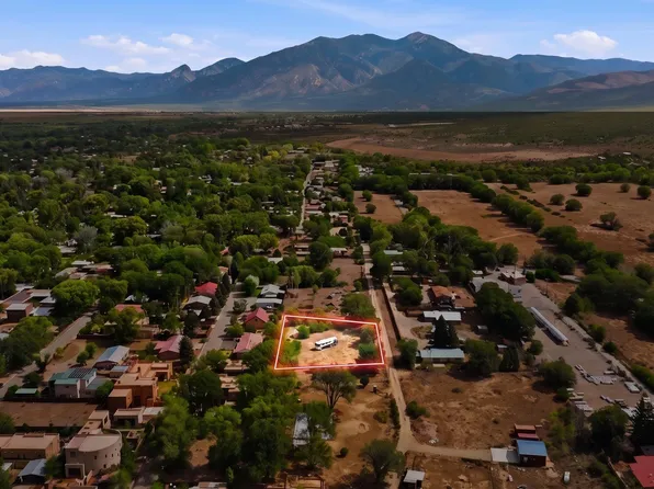 414 Gomez Ranch Road, Taos, NM 87571