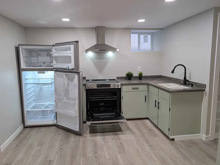 2535 University Ave NE #LL — Photo 14