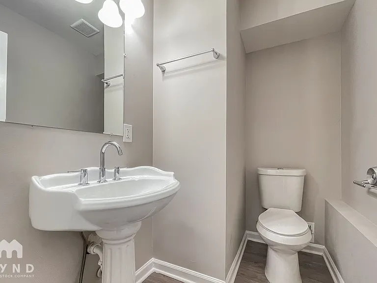 1942 Hobson Ct SW — Photo 14