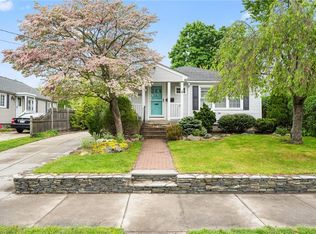 135 Albert Ave, Cranston, RI 02905