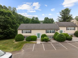 28 Brantwood Dr #28, Madison, CT 06443