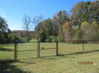 505 Chatham Ln, Bessemer City, NC 28016