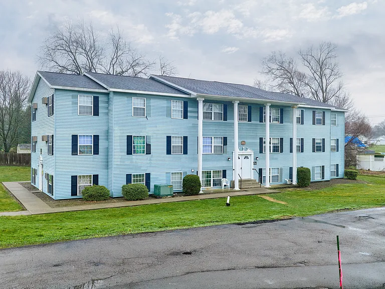 114 Manor Vlg #114 — Photo 4