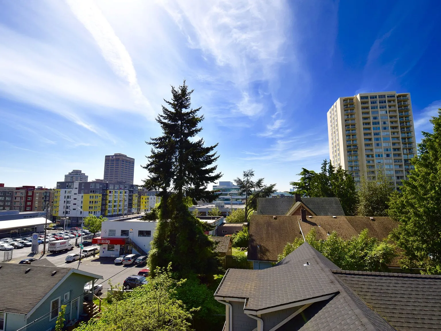 EcoFlats Univ Playfield 9th — Photo 4