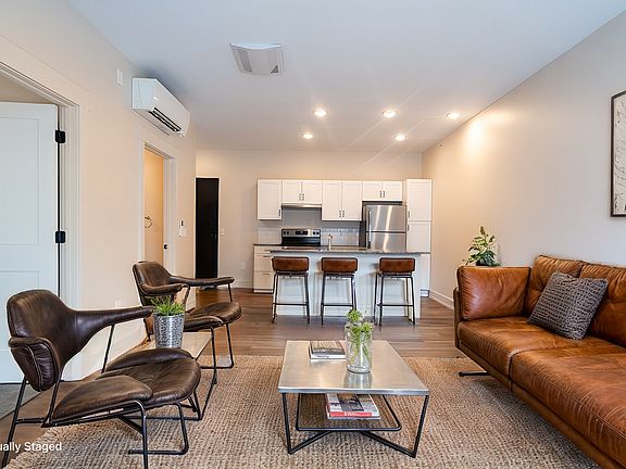 3rd image of 255 Bradford St NE #36