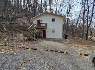 6700 Shingle Ridge Rd SW #8A, Roanoke, VA 24018