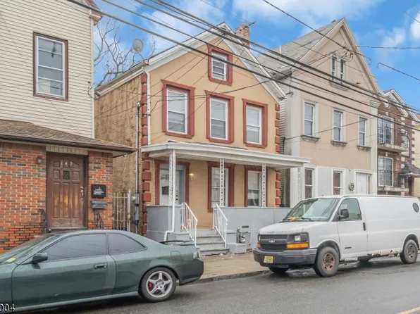 142 E Jersey St, Elizabeth City, NJ 07206