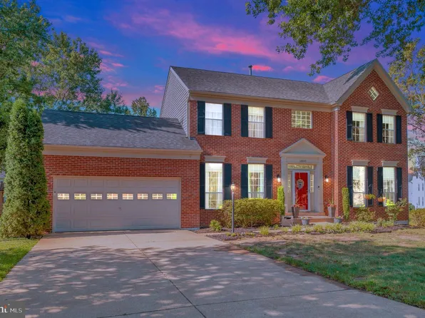 18849 Beaten Path Ct, Triangle, VA 22172