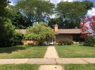2621 Boston St SE, East Grand Rapids, MI 49506