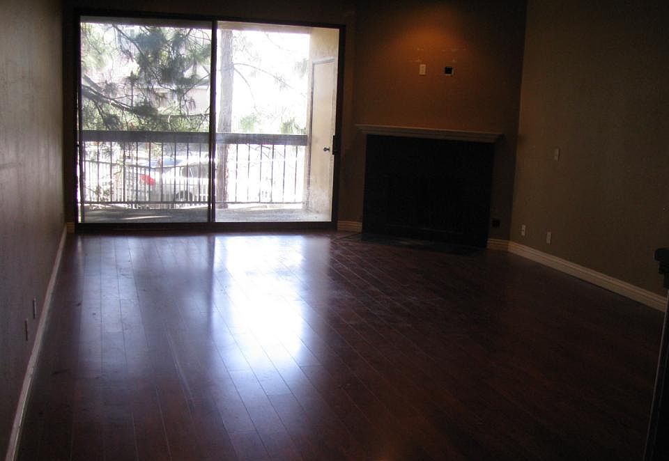 2nd image of 25912 Hayward Blvd APT 117