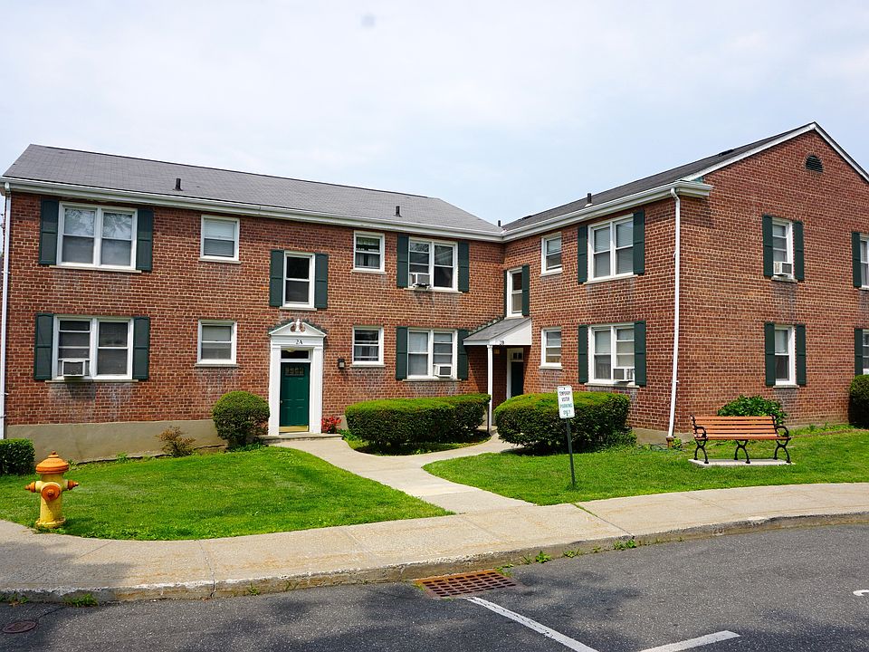 1st image of 101 N Broadway APT 2A4