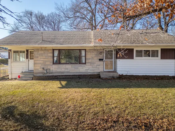 1929 5th St, East Moline, IL 61244