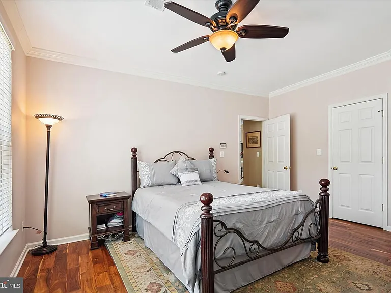 43074 Old Gallivan Ter — Photo 11