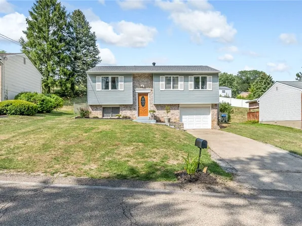 118 Persian Dr, Oakdale, PA 15071