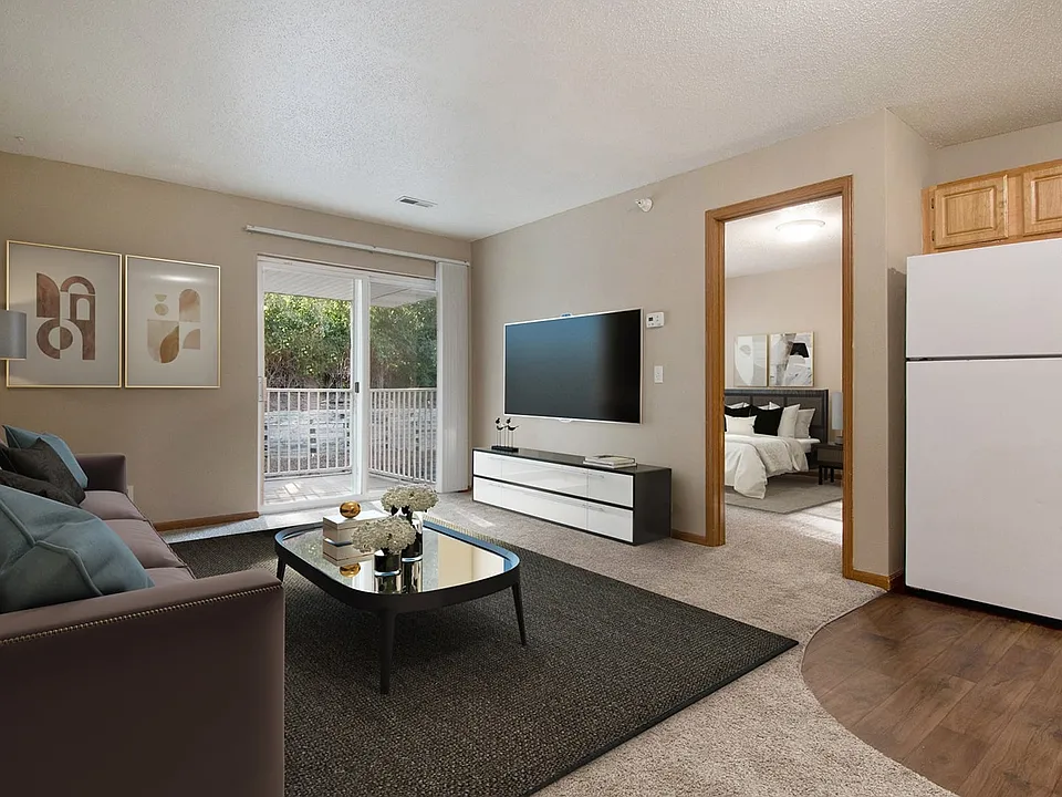 Deerfield Apartments Council Bluffs