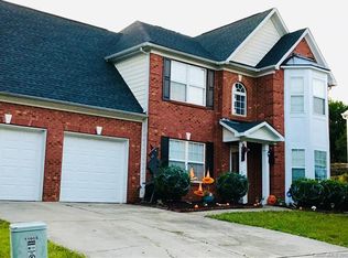 11611 Fox Hill Dr, Charlotte, NC 28269