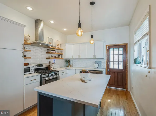 2013 S 3rd St, Philadelphia, PA 19148