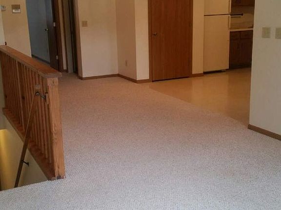 3rd image of 375 Main St #3