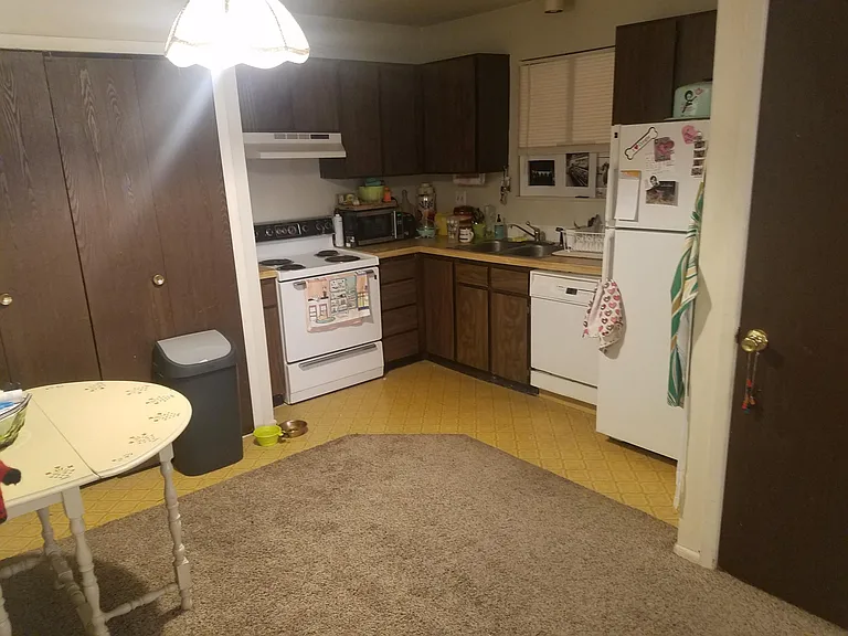 1734 Azalea Dr #4 — Photo 7