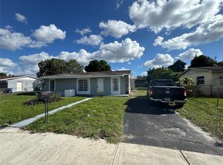 4254 NW 201st St, Miami Gardens, FL 33055