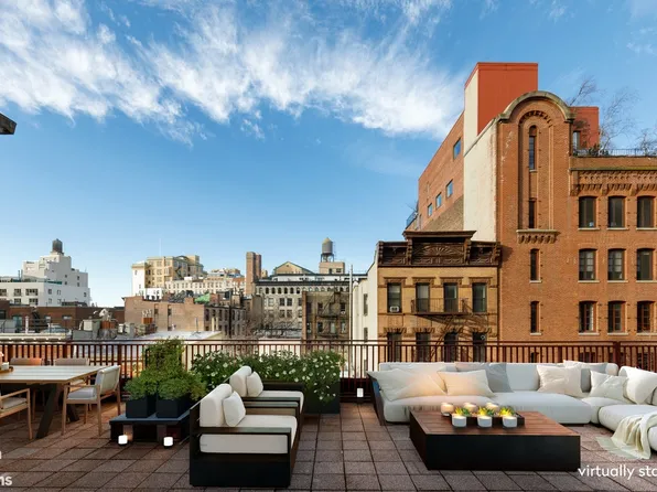 132 Perry Street image 1 of 9