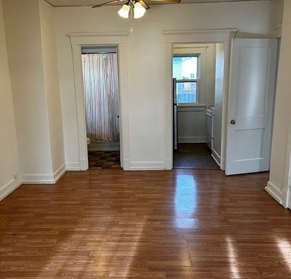 1002 N 13th Street 1302 Wisconsin Ave — Photo 4