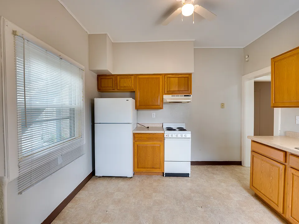 217 S 3rd St #3