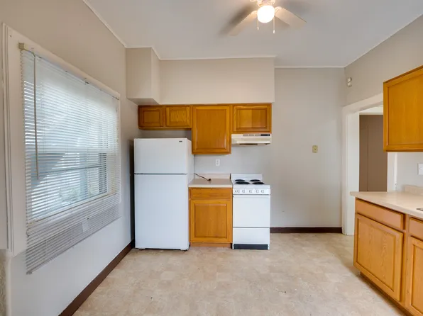 217 S 3rd St, Dekalb, IL