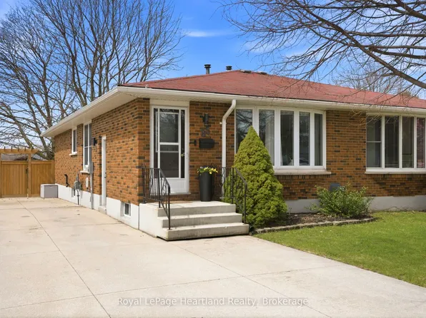 85 Orchard St, South Huron, ON N0M 1S3