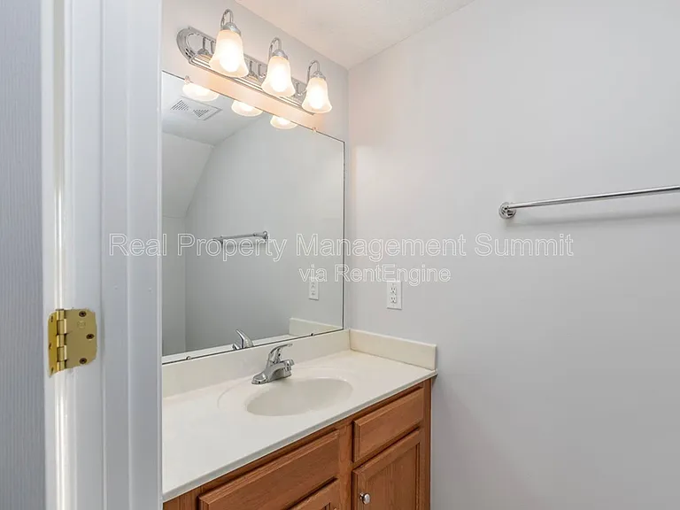1009 Seth Drive — Photo 60