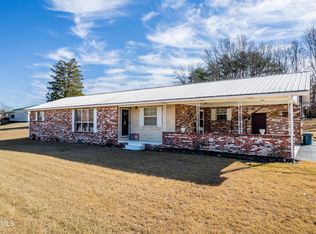 4430 Pea Ridge Rd, Maryville, TN 37804