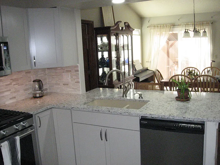 8435 Pepperridge Dr — Photo 13