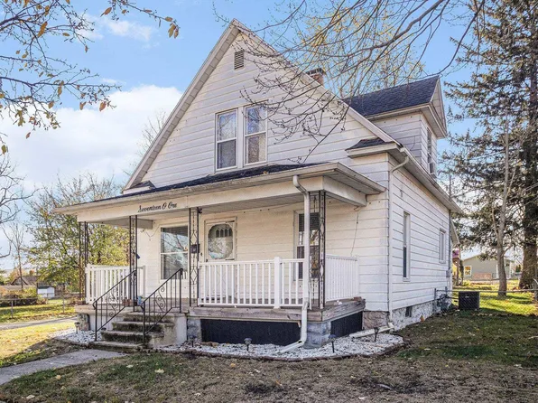 1701 Elizabeth St, Elkhart, IN 46516