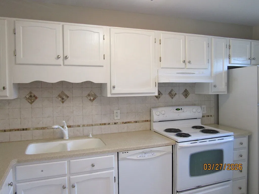 2 bed, 900 sqft, $1,450 — Photo 3