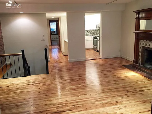 Rented by Sotheby's International Realty | media 9